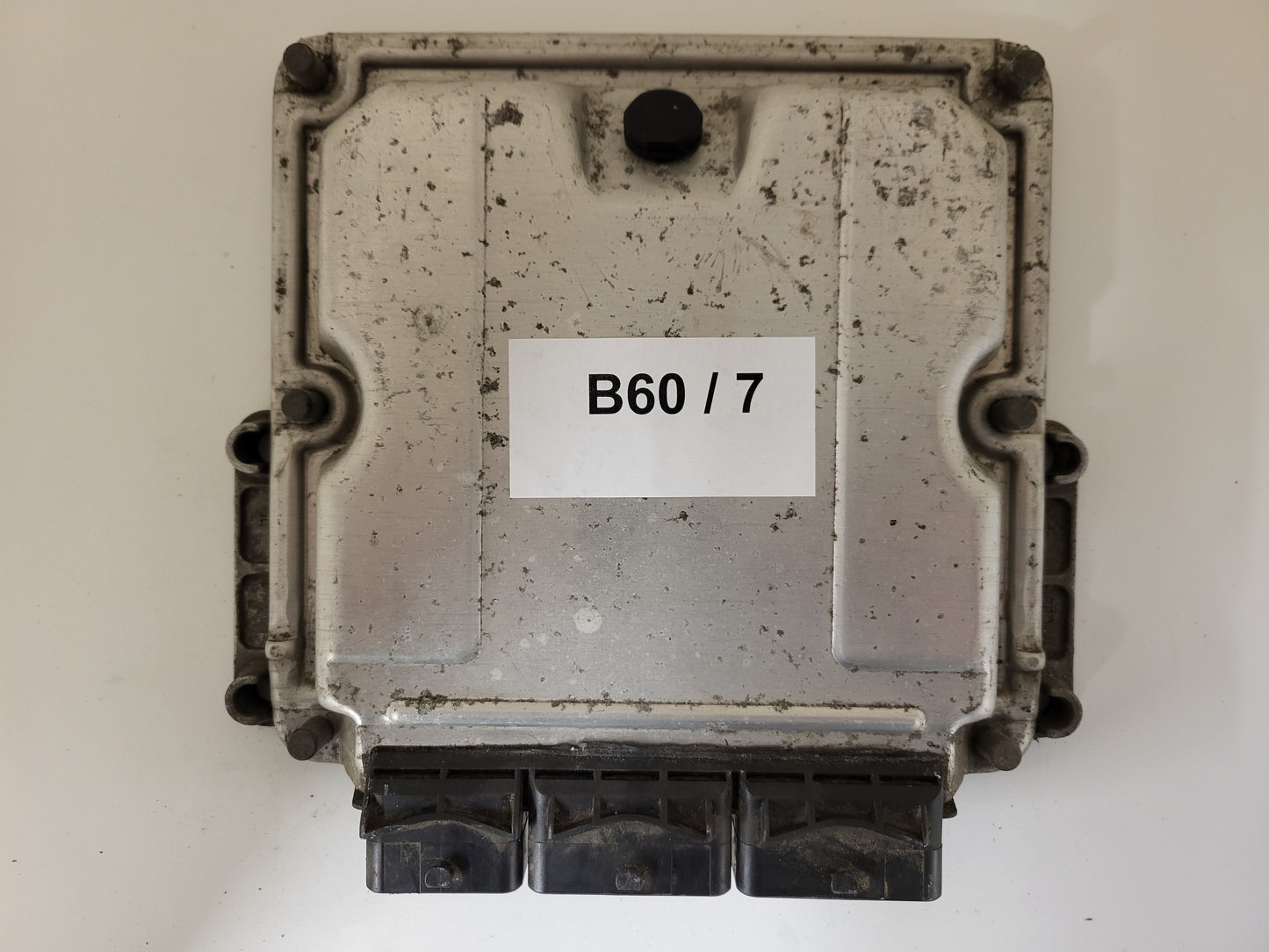 RENAULT LAGUNA ECU / 0281011101 / 8200163528 / 8200095416 / BOSCH