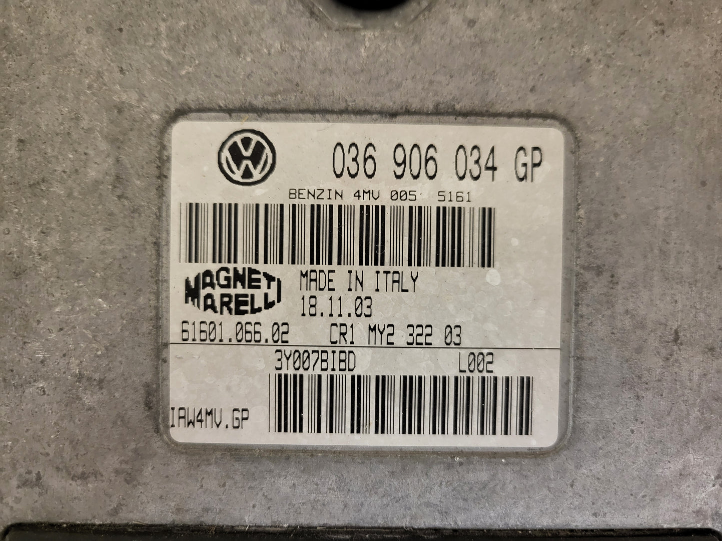 VW AUDI SEAT ŠKODA ECU / 036906034GP / IAW4MV.GP / 61601.066.02