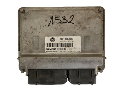 VW POLO ECU / 03E906033 / 5WP40163 04 / 5WP4016304 / SIEMENS