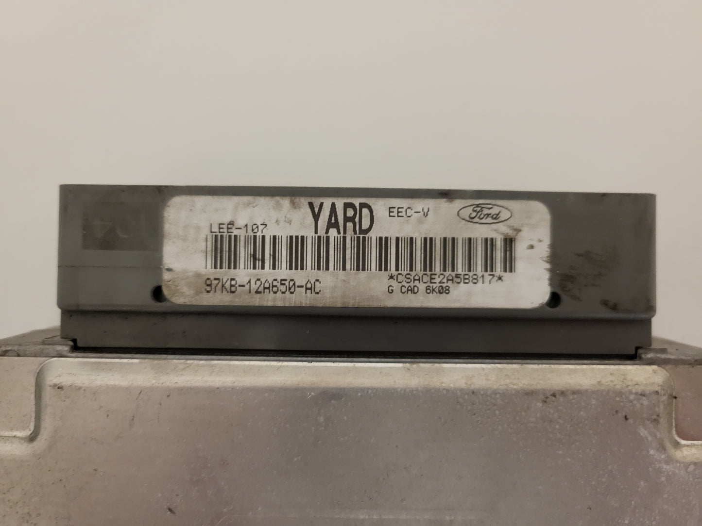 Ford KA ECU / 97KB-12A650-AC / YARD / 97KB12A650AC / LEE-107 / EEC-V