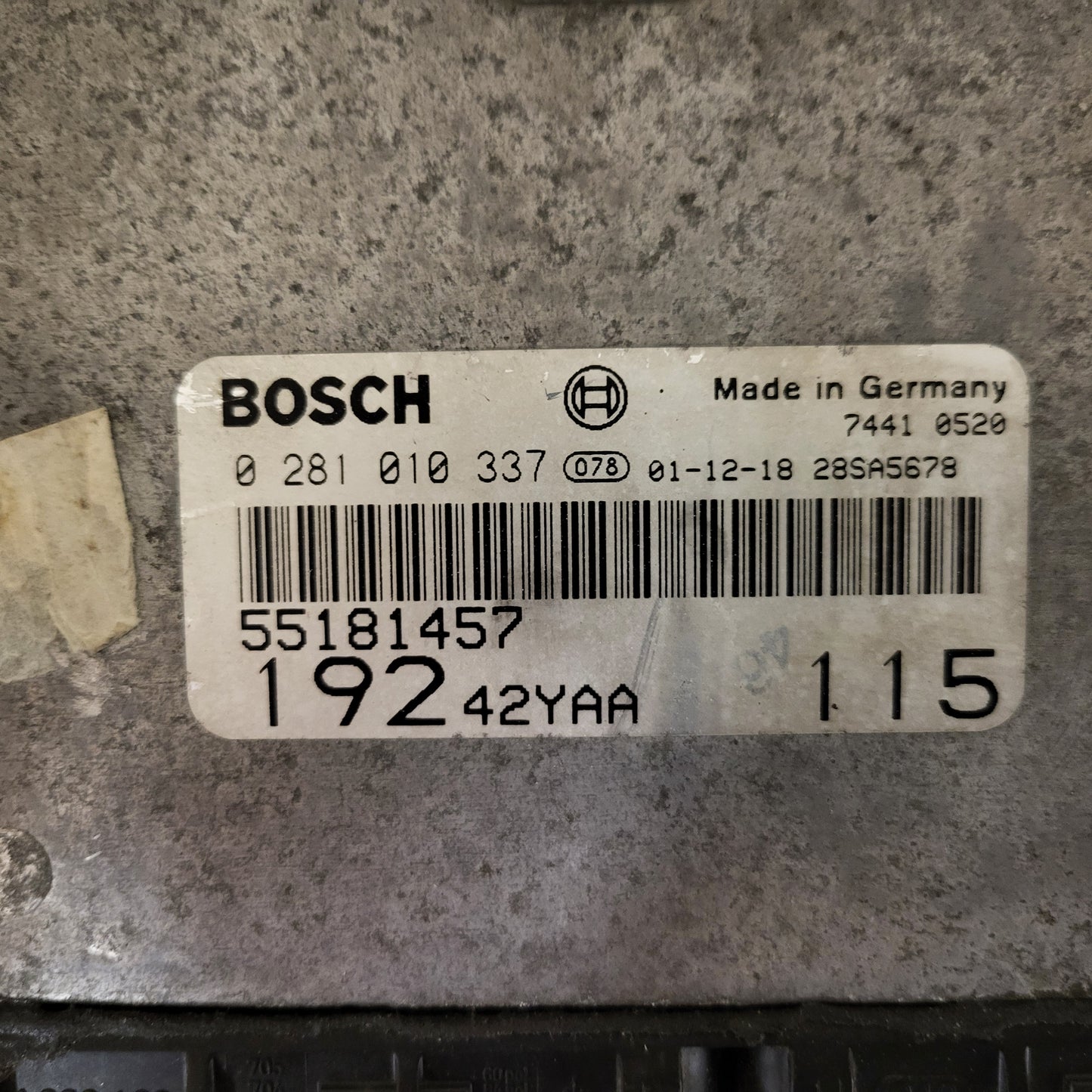 Fiat STILO ECU / 55181457 / 0281010337 / 19242YAA / BOSCH