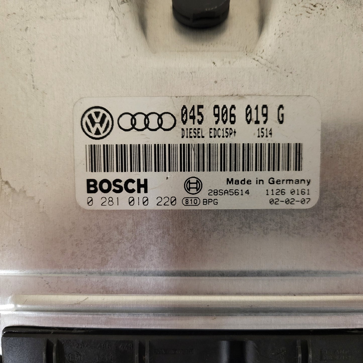 VW POLO ECU / 045906019G / 0281010220 / EDC15P+ / BOSCH