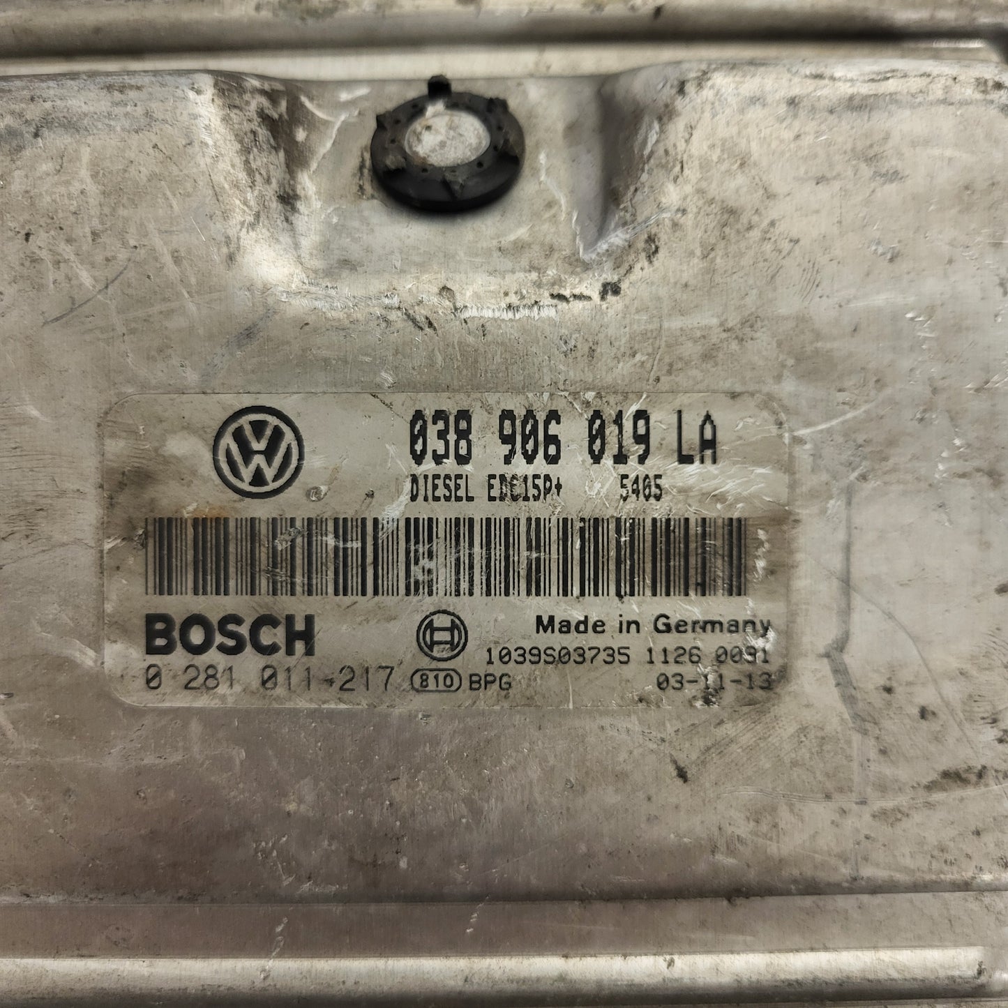 VW ŠKODA ECU / 038906019LA / 0281011217 / EDC15P+ / BOSCH