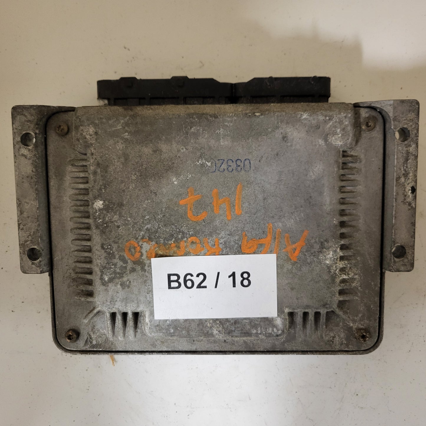 ALFA ROMEO 147 ECU / 0281010332 / 73501227 / 93741WAA / BOSCH