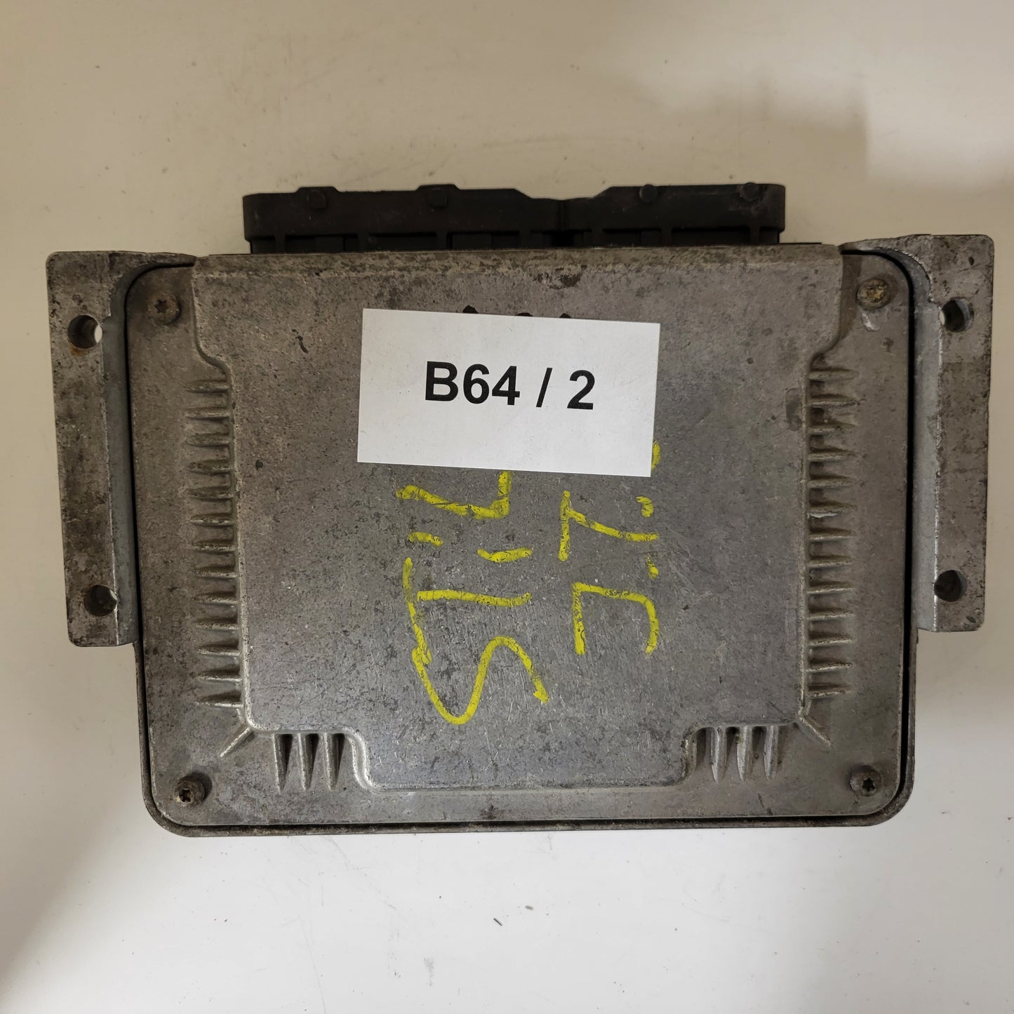 Fiat Stilo 1.9 JTD ECU / 0281010337 / 55182953 / 19242YBA / BOSCH