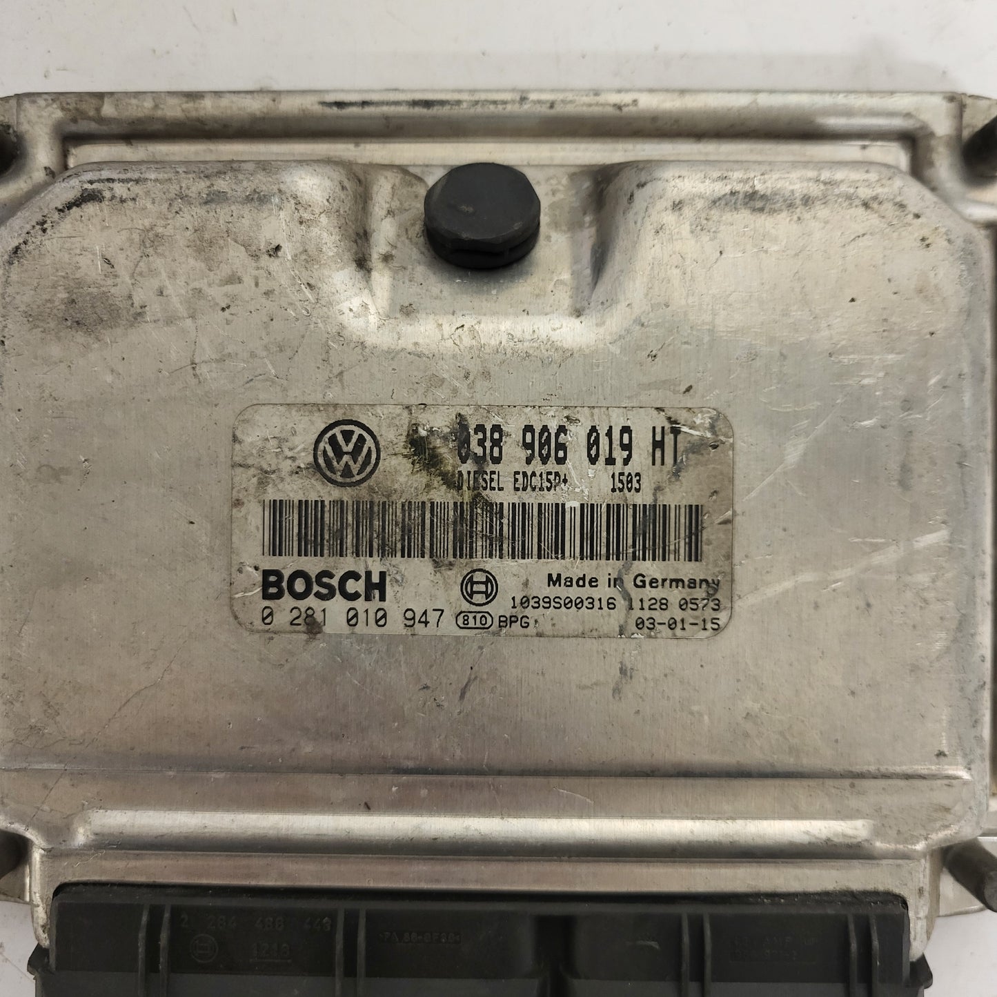 VW SEAT ECU / 038906019HT / 0281010947 / EDC15P+ / BOSCH