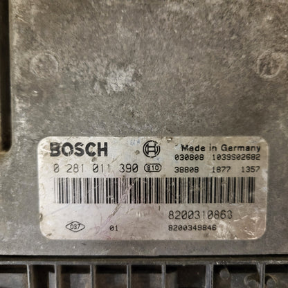 Renault Megane Scenic ECU / 0281011390 / 8200310863 / 8200349846 / BOSCH
