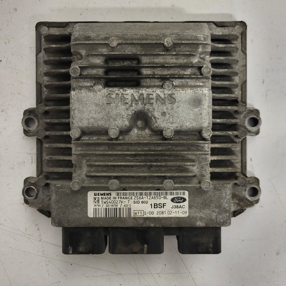 Ford ECU / 2S6A-12A650-BL / 5WS40027K-T / 1BSF / SID802 / J38AC / SIEMENS - B65-01 - 1
