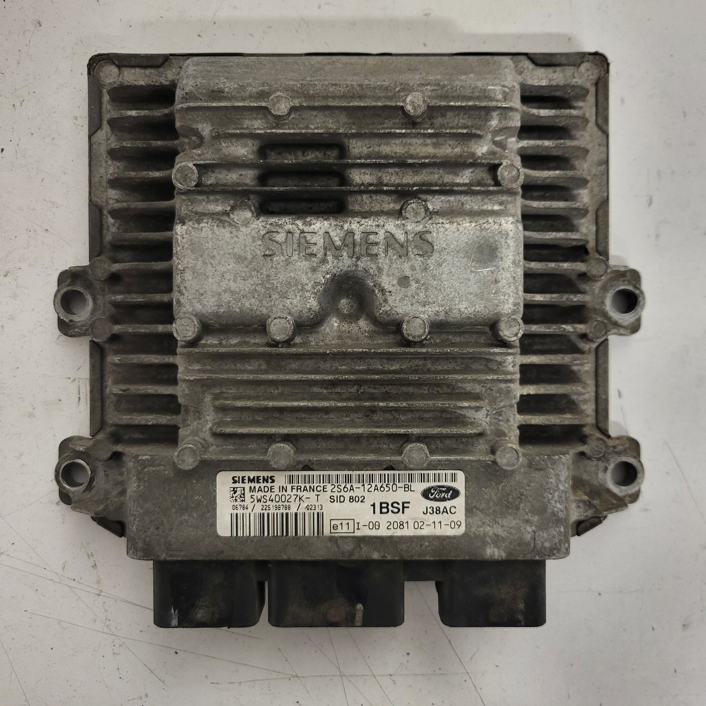 Ford ECU / 2S6A-12A650-BL / 5WS40027K-T / 1BSF / SID802 / J38AC / SIEMENS