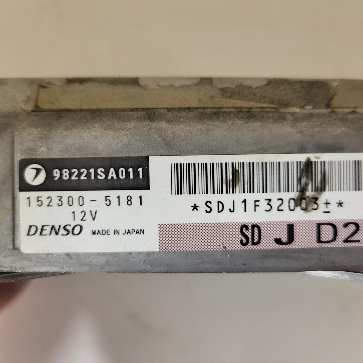 SUBARU ECU AIRBAG / 98221SA011 / 152300-5181 / DENSO - B65-03 - 2