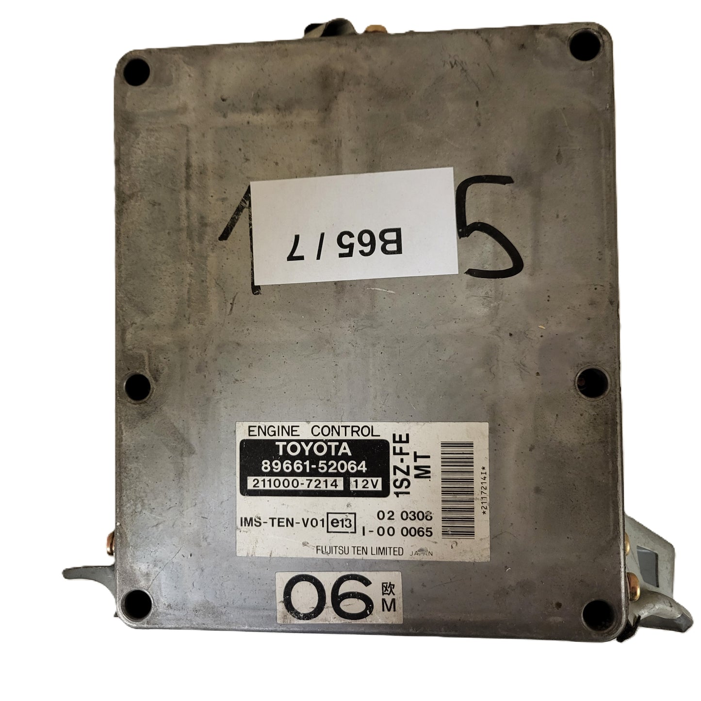 TOYOTA YARIS ECU / 89661-52064 / 211000-7214 / 1SZ-FE / FUJITSU