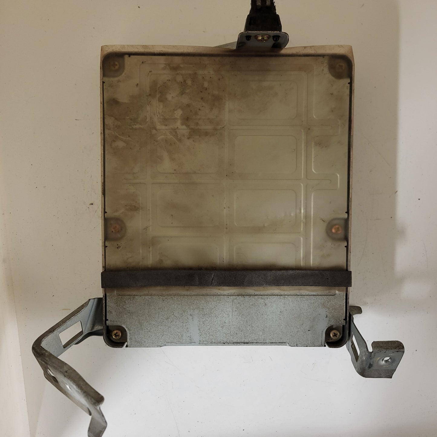 TOYOTA YARIS ECU / 89661-52064 / 211000-7214 / 1SZ-FE / FUJITSU