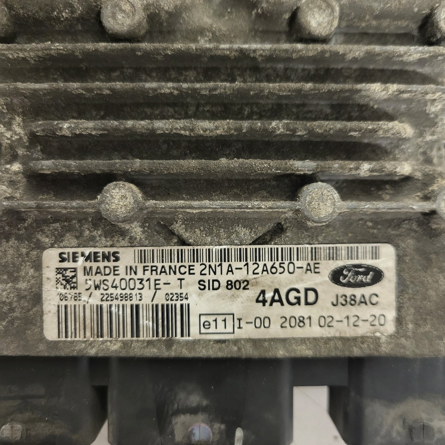 FORD FUSION ECU / 2N1A-12A650-AE / 5WS40031E-T / SID802 / 4AGD / SIEMENS