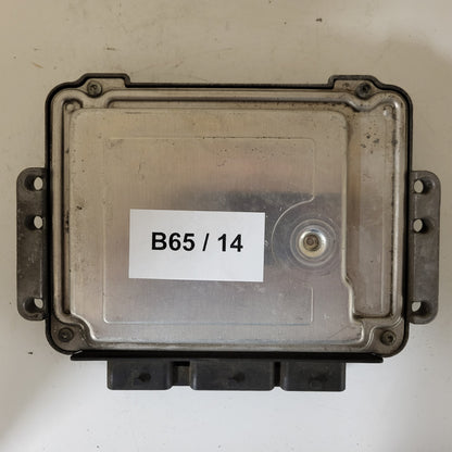 Renault ECU / 0281011549 / 8200391966 / 8200370779 / BOSCH