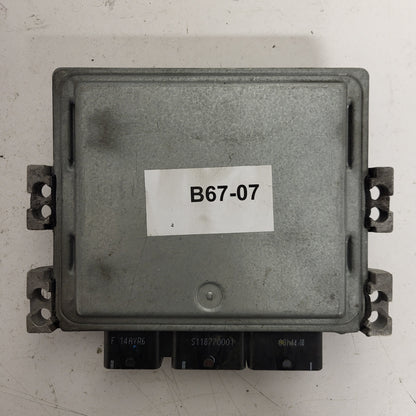 RENAULT MEGANE SCENIC ECU / S122326109A / 8200565863 / 8200592611 SID301 SIEMENS