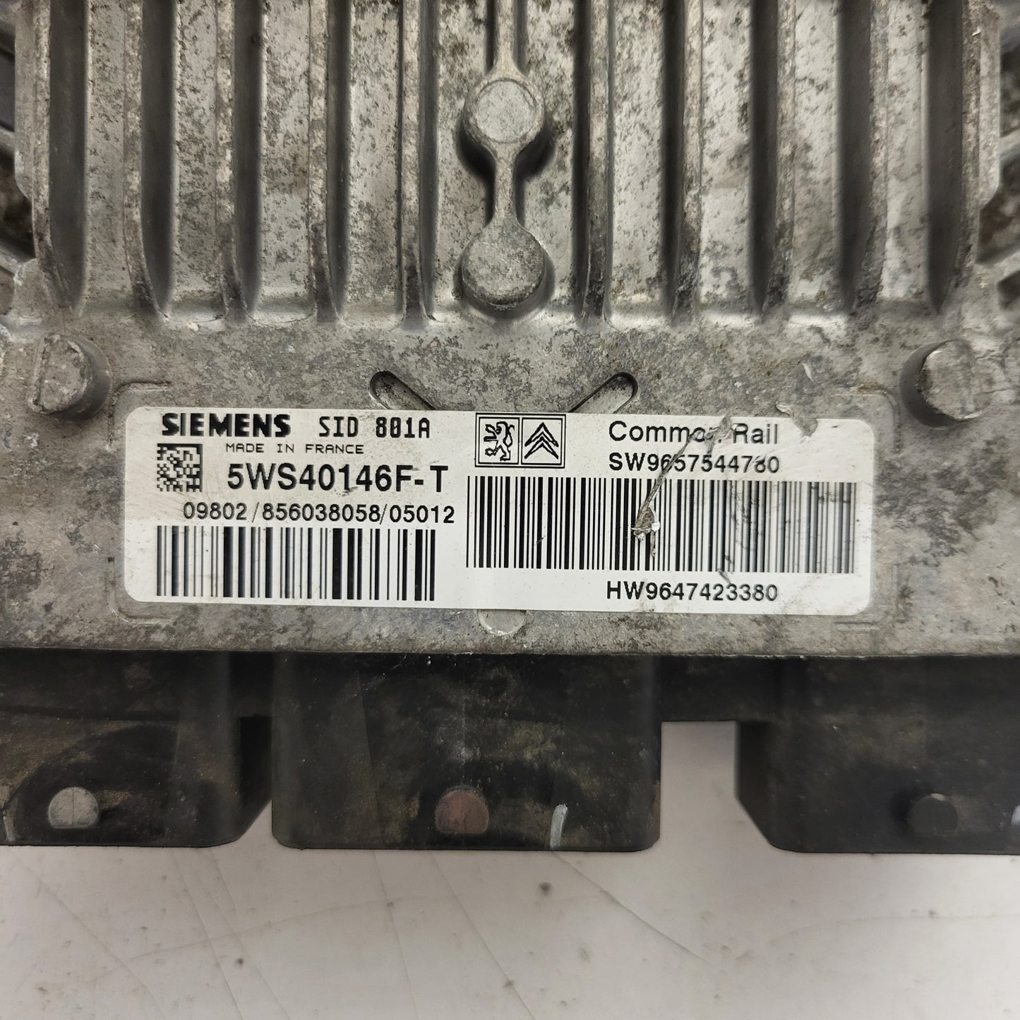 CITROEN BERLINGO PARTENER ECU / 5WS40146F-T / SID801A / SW9657544780 / HW9647423380 / SIEMENS
