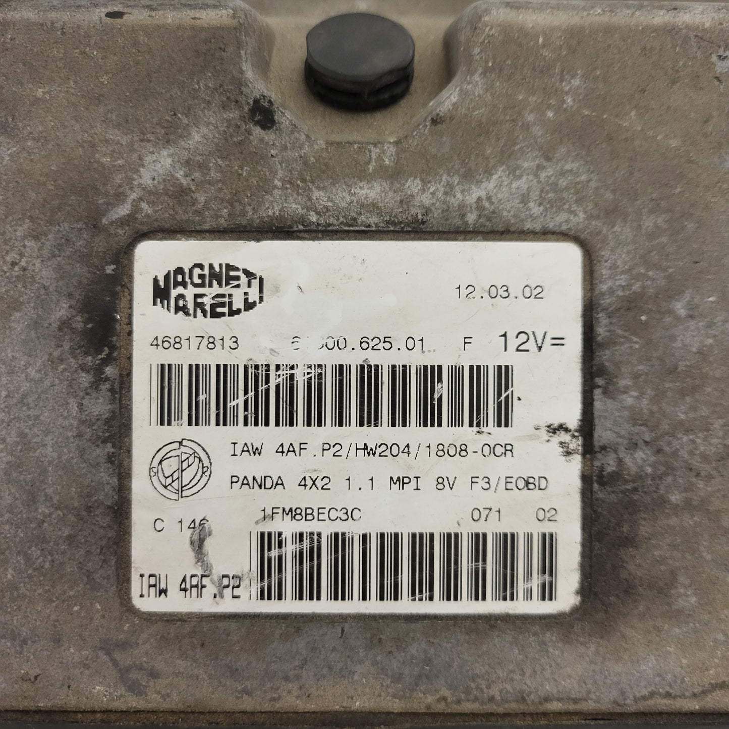 FIAT PANDA 1.1 ECU / 46817813 / IAW 4AF.P2 / 61600.625.01 / HW204 / MAGNETI MARELLI