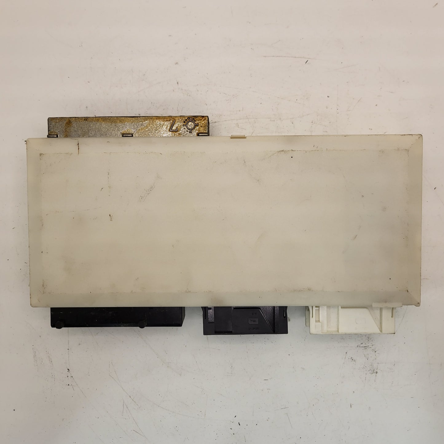 BMW COMFORT MODULE ECU / 12037310 / 61.35-8 376644 / 5DK007047-23 / HELLA