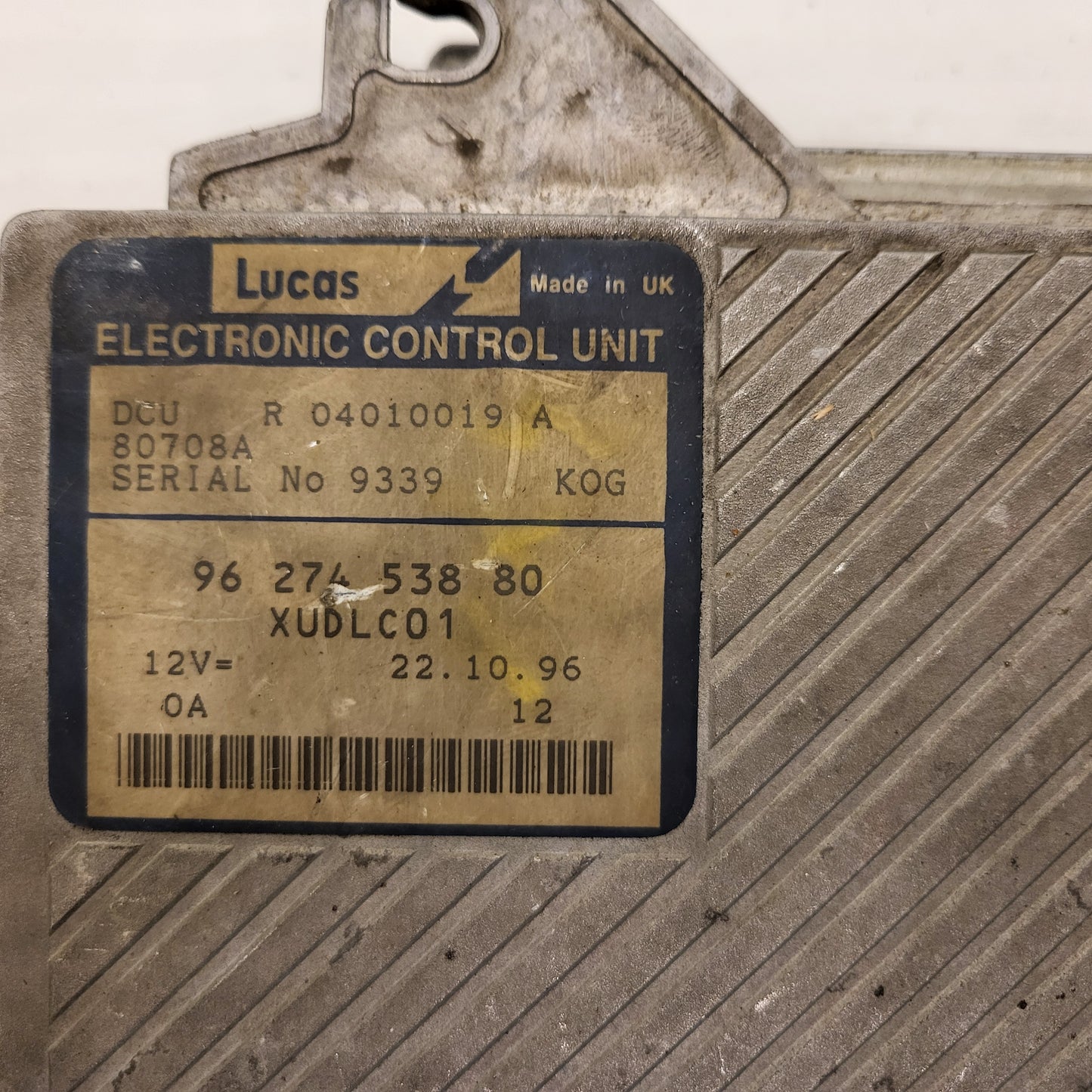 Peugeot ECU / 9627453880 / R04010019A / LUCAS