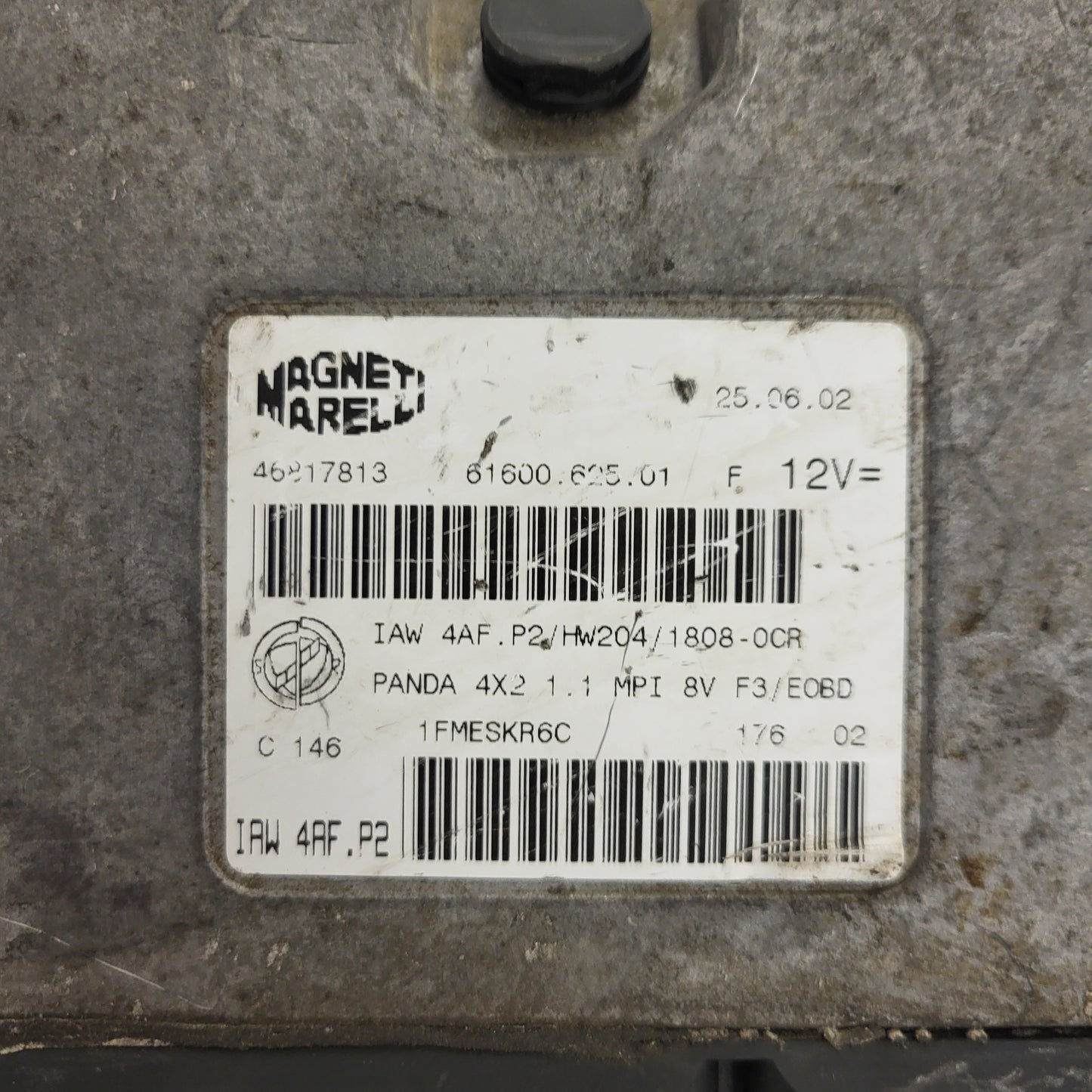 FIAT PANDA 1.1 ECU / 46817813 / IAW 4AF.P2 / 61600.625.01 / HW204 / MAGNETI MARELLI