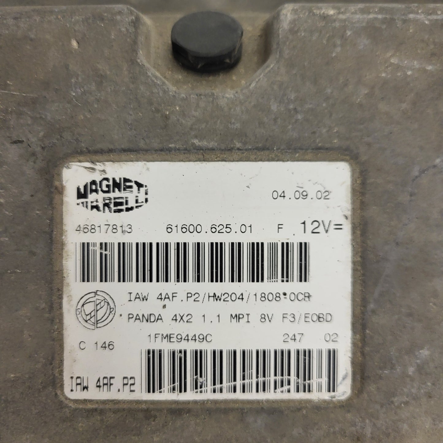 FIAT PANDA 1.1 ECU / 46817813 / IAW 4AF.P2 / 61600.625.01 / HW204 / MAGNETI MARELLI