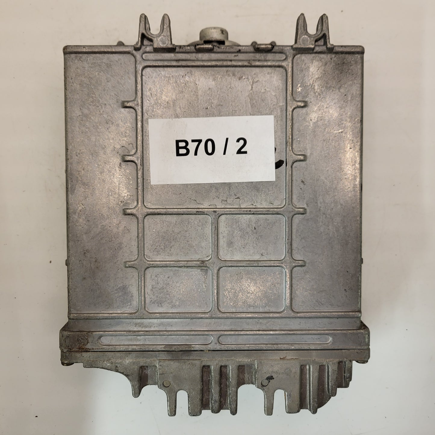 Renault ECU / 0281001809 / 7700110647 / HOM7700105953 / 7700105953 / BOSCH