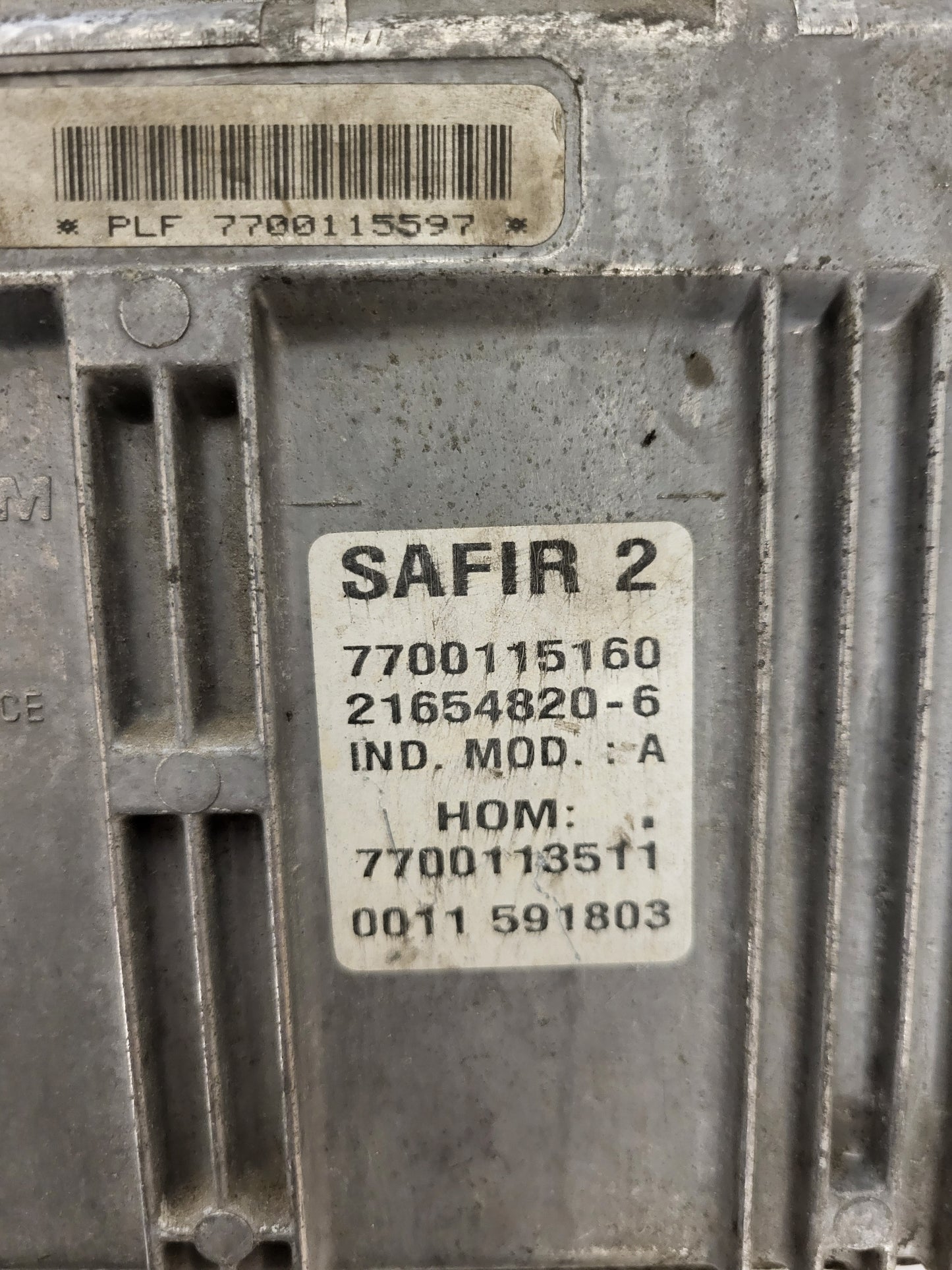 RENAULT ECU / 7700115597 / 7700115160 / 21654820-6 / 7700113511 / 35 PIN SAGEM