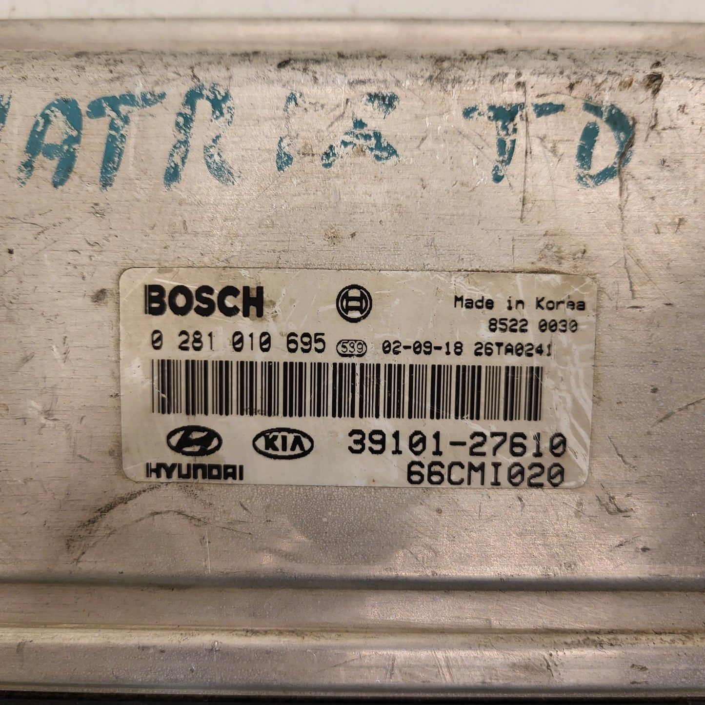 HYUNDAI MATRIX ECU / 0281010695 / 39101-27610 / 66CMI020 / BOSCH