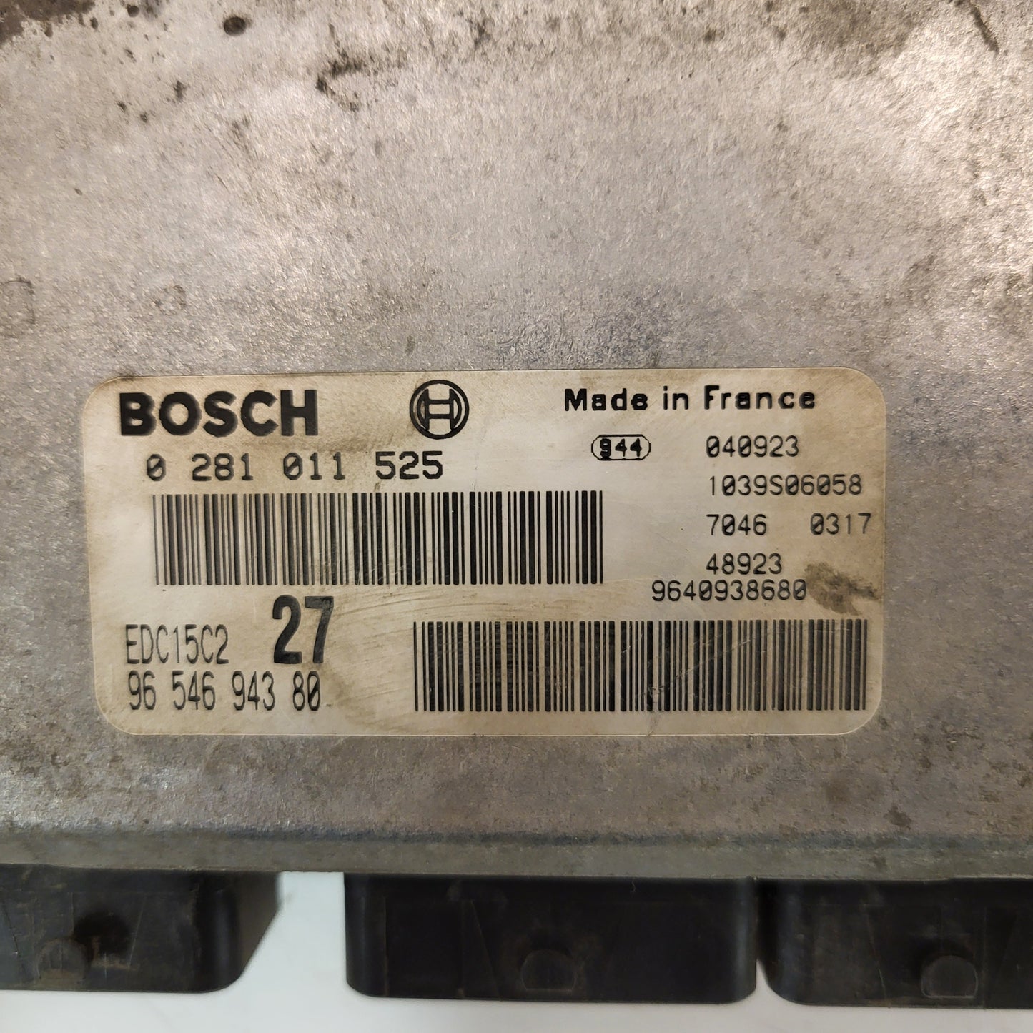 Peugeot 206 ECU / 0281011525 / 9654694380 / 9640938680 / EDC15C2 / BOSCH