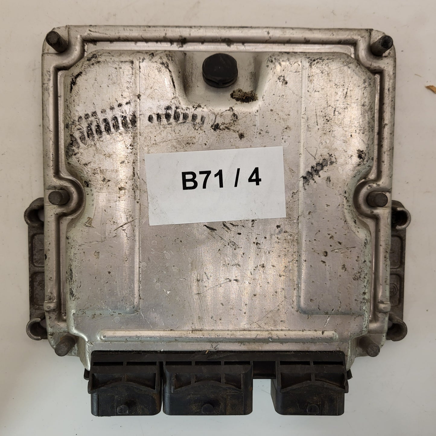 CITROEN XSARA ECU / 0281011521 / 9654693280 / 9640938680 / EDC15C2 / BOSCH