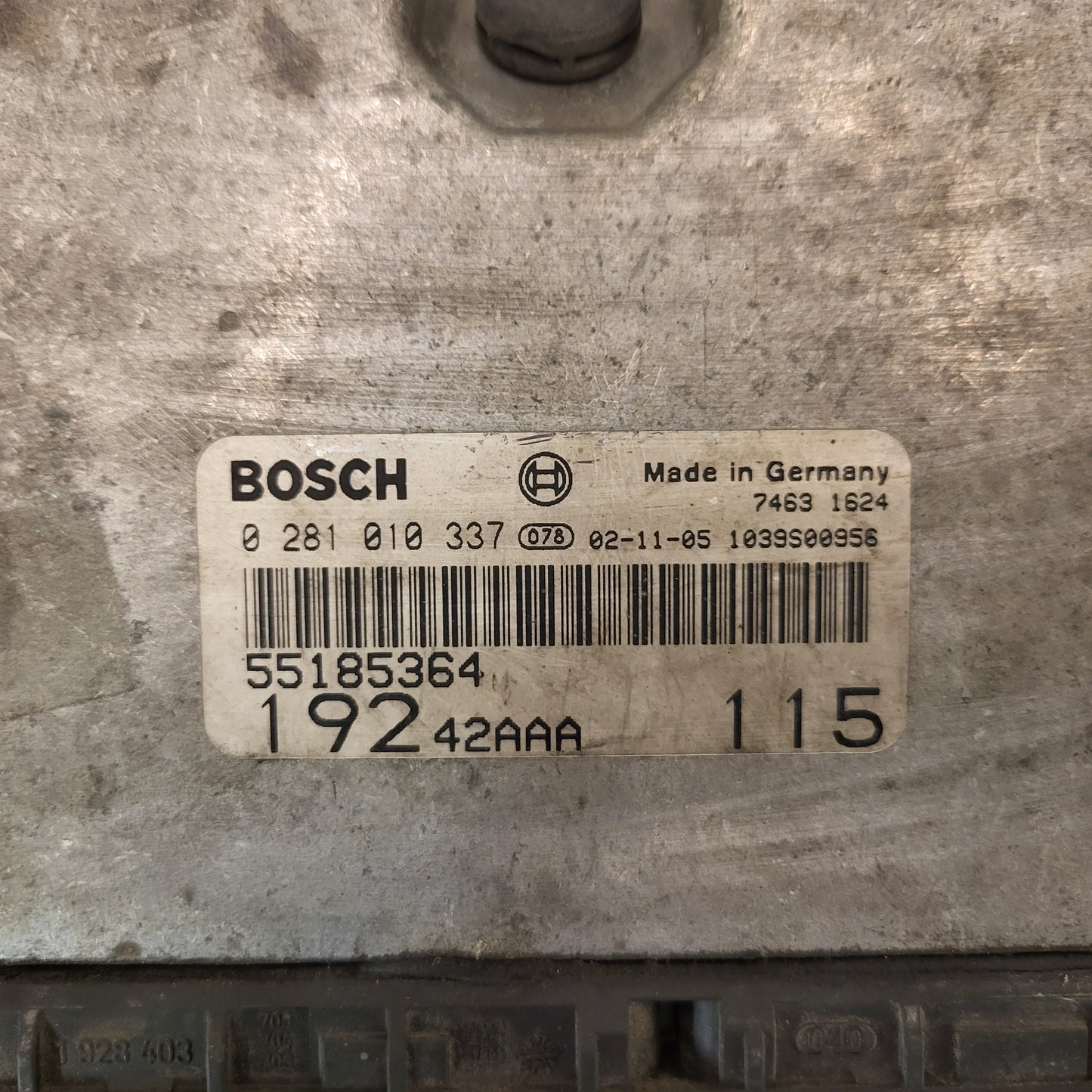 Fiat Stilo 1.9 JTD ECU / 0281010337 / 55185364 / BOSCH