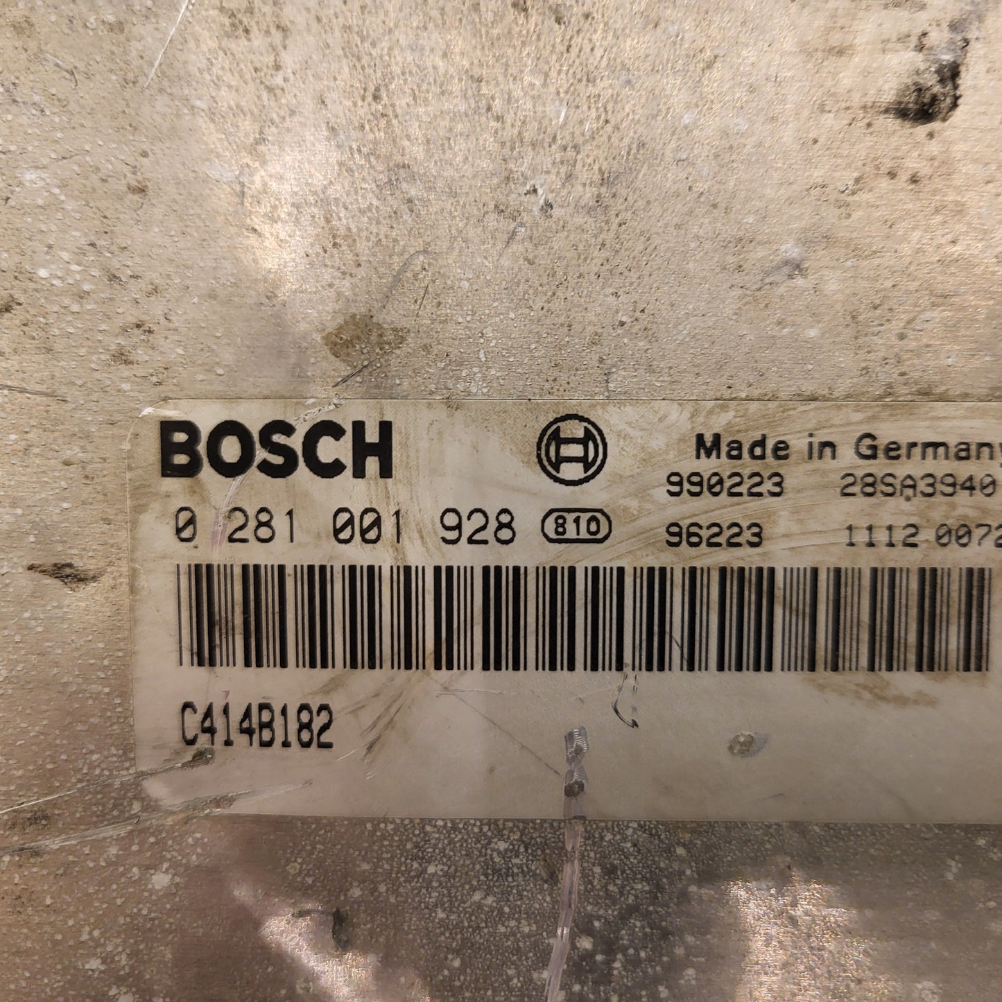 Fiat BRAVO ECU / 0281001928 / 46546205 / C424B182 / BOSCH