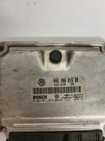 VW SEAT ECU / 045906019BB / 0281011074 / EDC15P+ / BOSCH