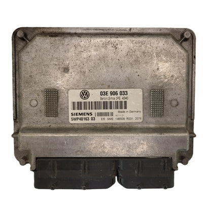 VW POLO ECU / 03E906033 / 5WP40163 03 / 5WP4016303 / SIMOS 3PE SIEMENS
