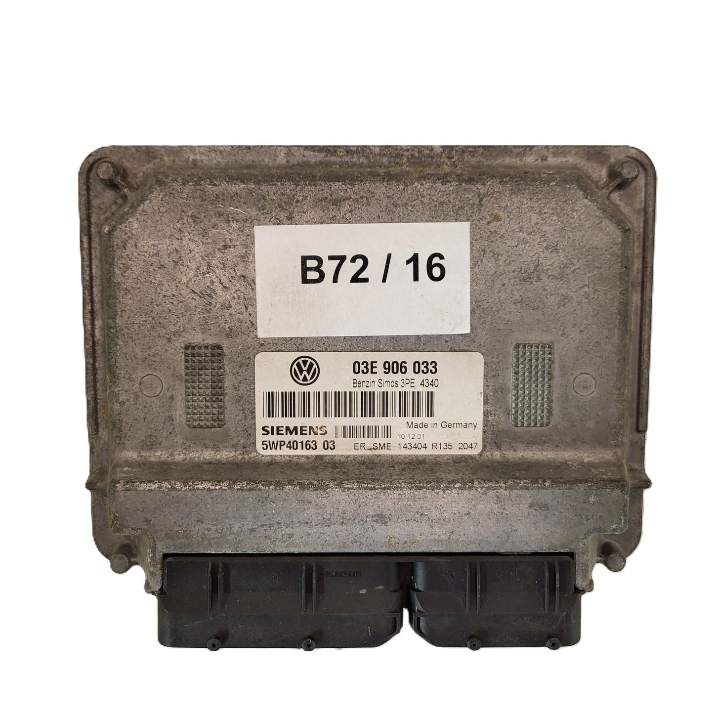 VW POLO ECU / 03E906033 / 5WP40163 03 / 5WP4016303 / SIMOS 3PE SIEMENS