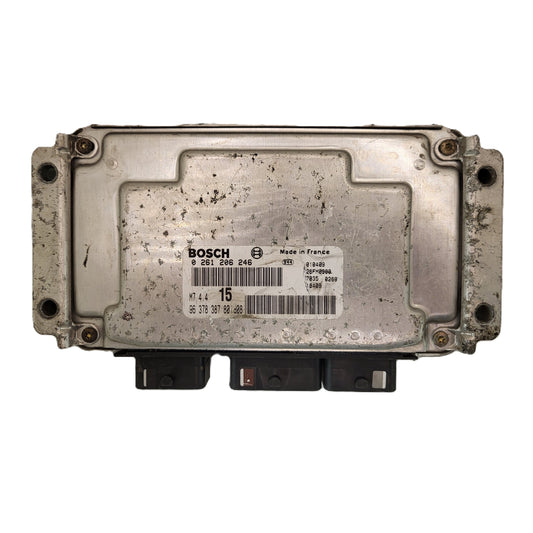 Peugeot Citroen ECU / 0261206246 / M7.4.4 / 9637838780 / BOSCH