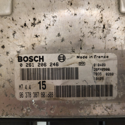 Peugeot Citroen ECU / 0261206246 / M7.4.4 / 9637838780 / BOSCH