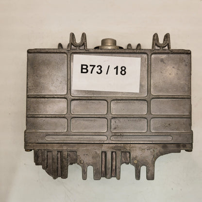 VW ECU / 0261203544 / 441.0.4046-024.6 / 26SA4184 / BOSCH