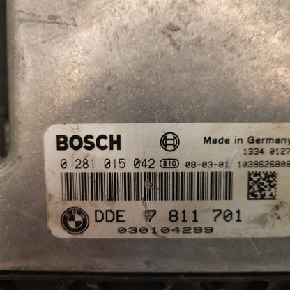 BMW 1 E87 ECU / 0281015042 / DDE7811701 / 7811701 / BOSCH