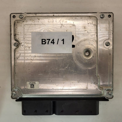 BMW 1 E87 ECU / 0281015042 / DDE7811701 / 7811701 / BOSCH