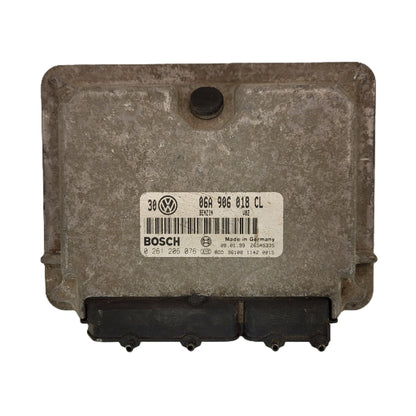 VW GOLF ECU / 06A906018CL / 0261206076 / BOSCH