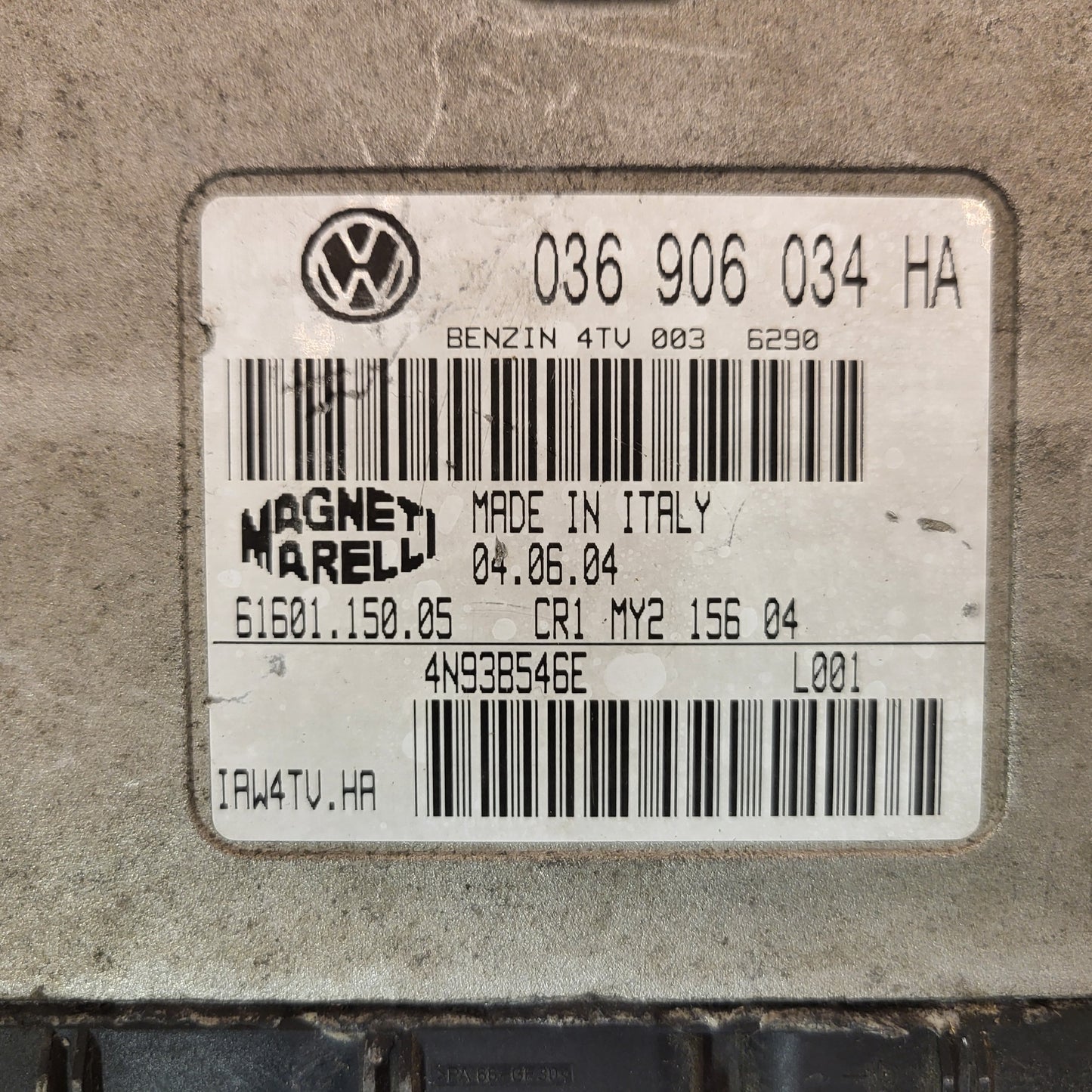 VW ECU / 036906034HA / IAW 4TV.HA / IAW4TV.HA / 61601.150.05