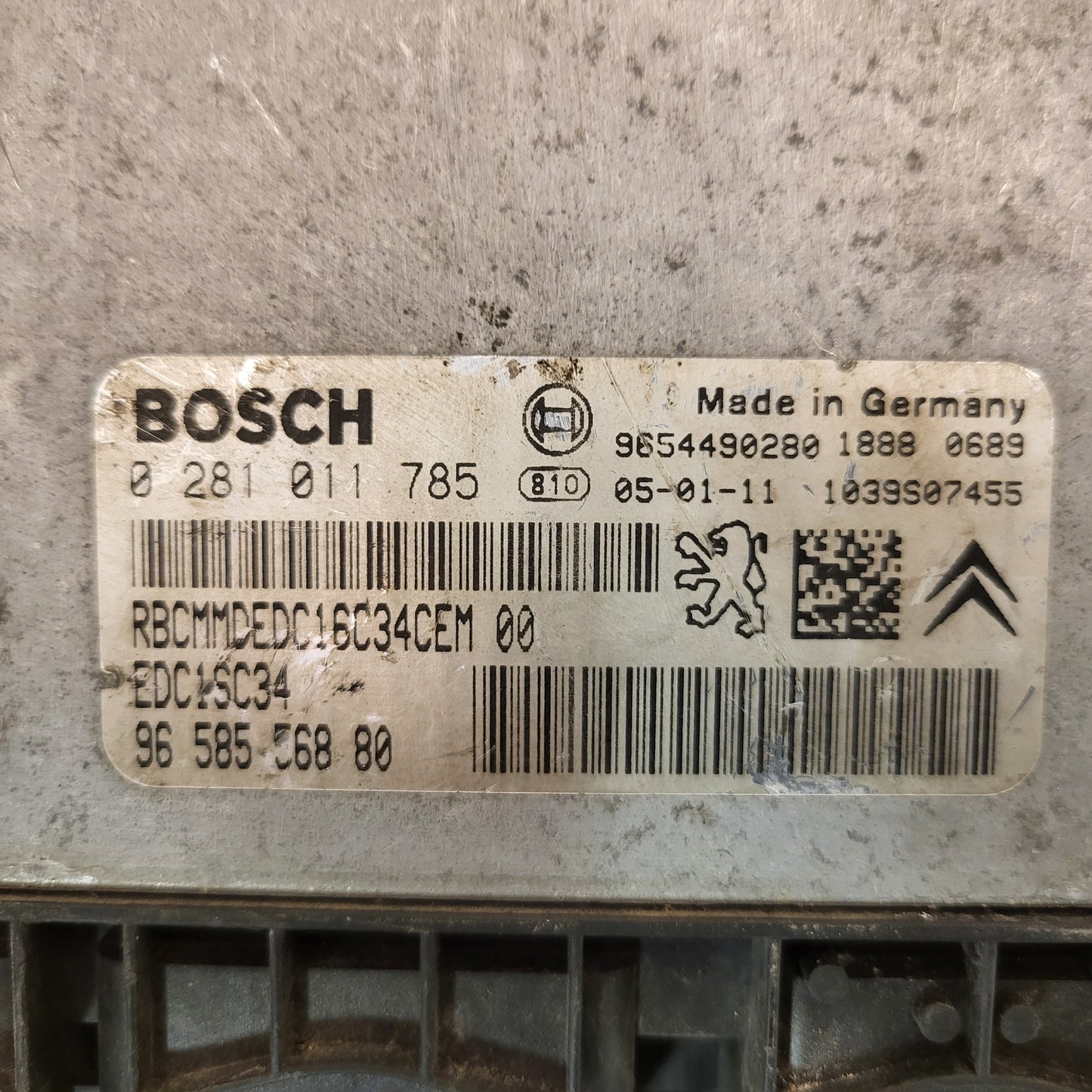 Peugeot Citroen ECU / 0281011785 / 9685886880 / 9654490280 / EDC1SC34 / BOSCH