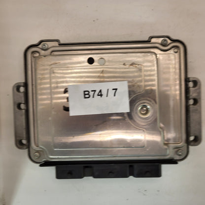 Peugeot Citroen ECU / 0281011785 / 9685886880 / 9654490280 / EDC1SC34 / BOSCH