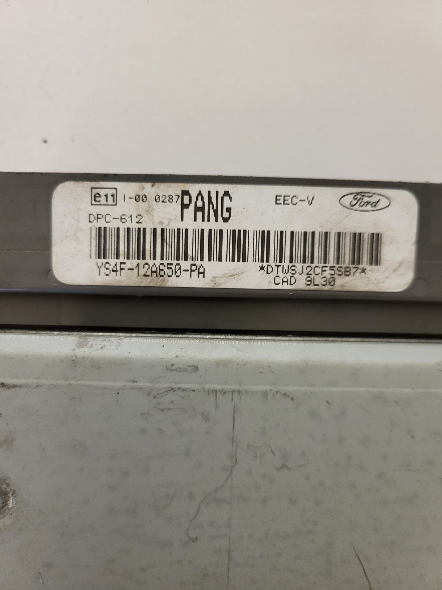 Ford Focus ECU / YS4F-12A650-PA / PANG / DPC-612 / EEC-V