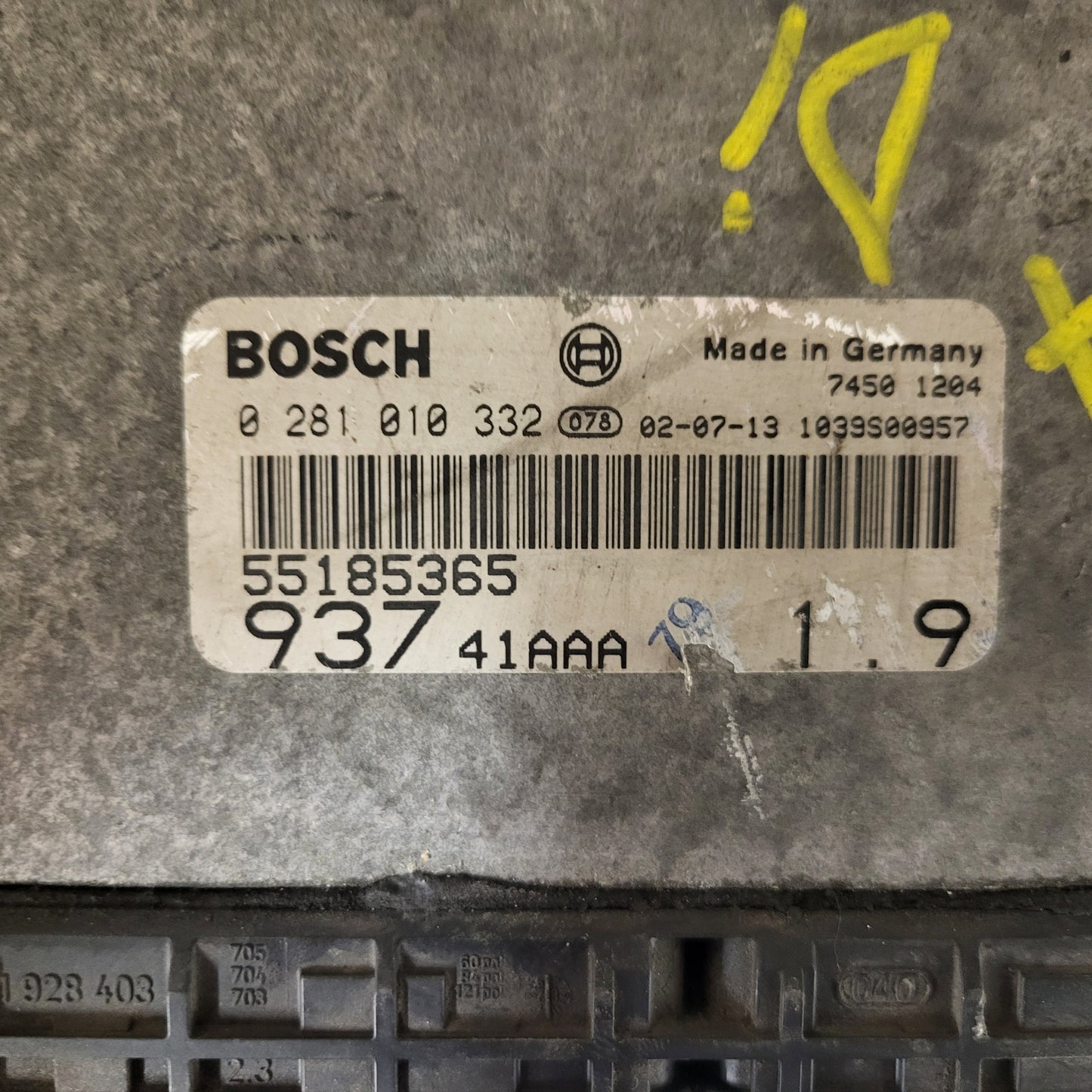 ALFA 147 ECU / 0281010332 / 55185365 / BOSCH