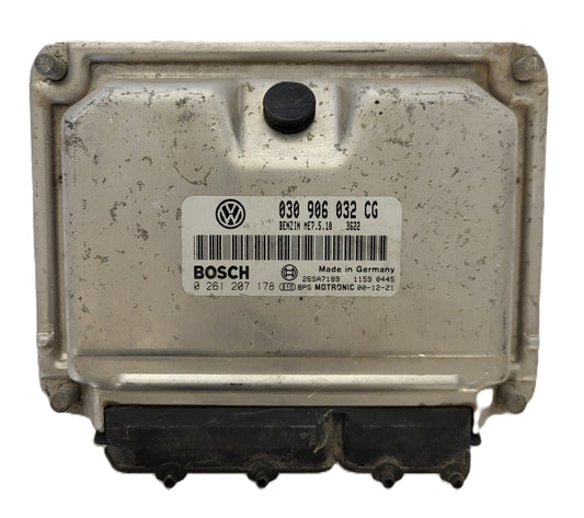 VW POLO ECU / 030906032CG / 0261207178 / ME7.5.10 / BOSCH