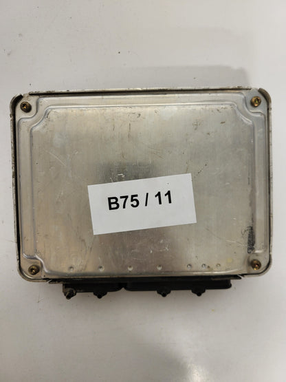 VW POLO ECU / 030906032CG / 0261207178 / ME7.5.10 / BOSCH