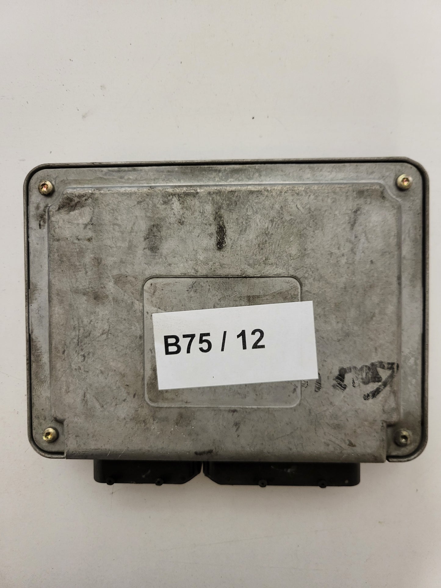 VW GOLF 4 ECU / 036906034DR / 61600.666.08 / IAW 4MV.DR / MAGNETI MARELLI