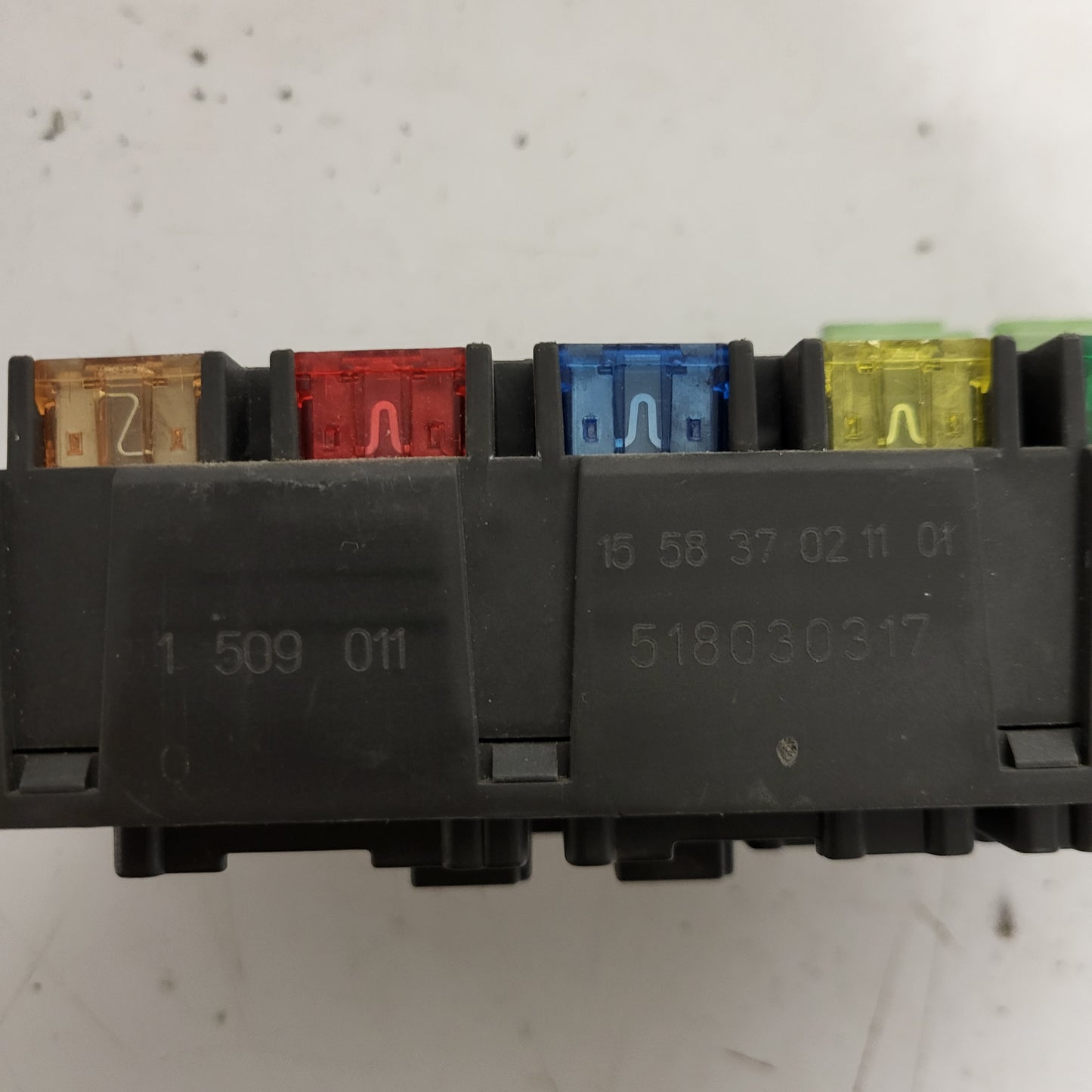 MINI COOPER R50 00-07 FUSE BOX SCATOLA FUSIBILI / 1509011 / 518030317